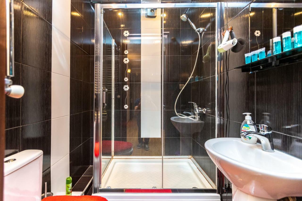 Gnn Cosy Apartment Tbilisi Ngoại thất bức ảnh