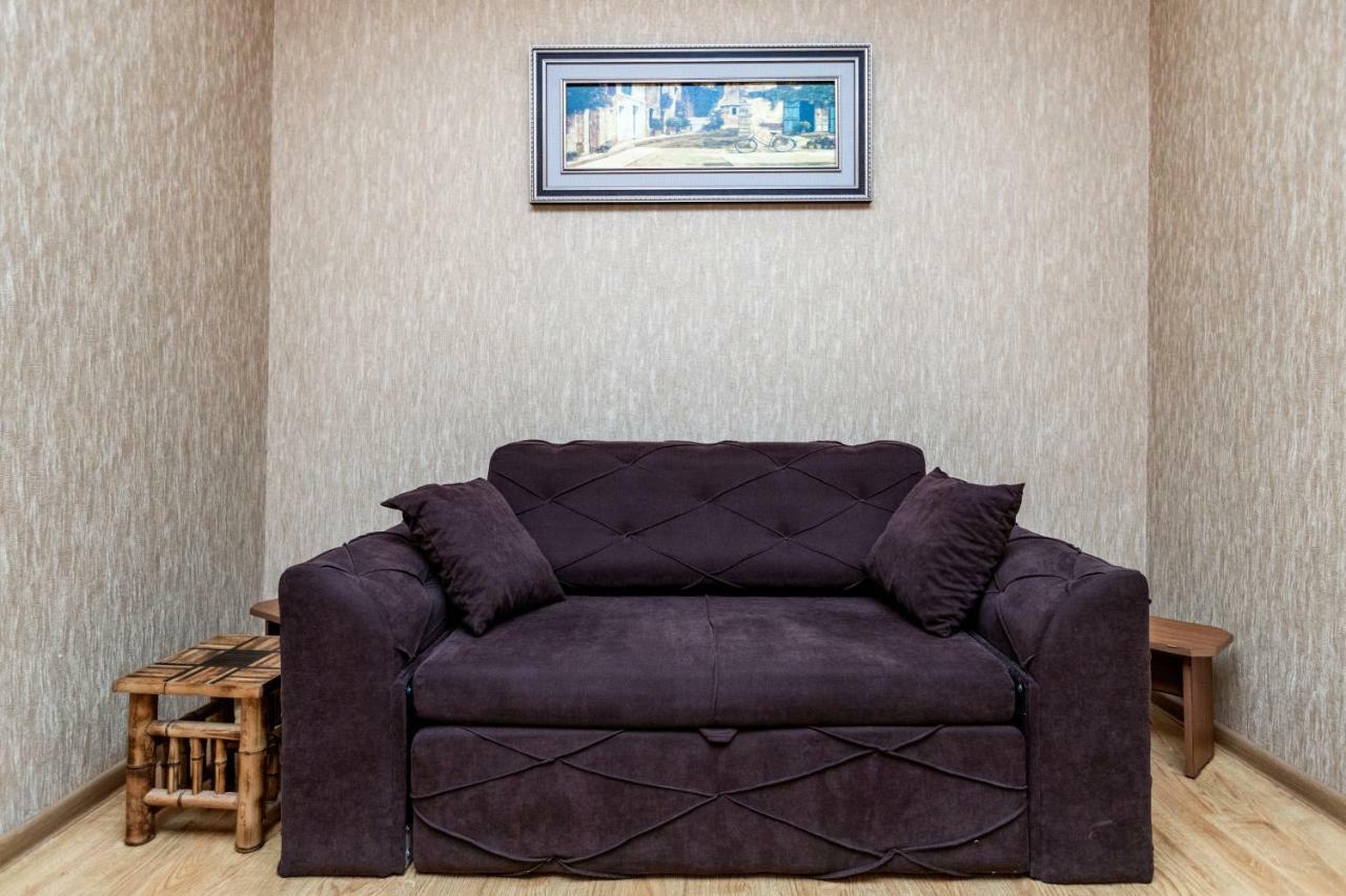 Gnn Cosy Apartment Tbilisi Ngoại thất bức ảnh