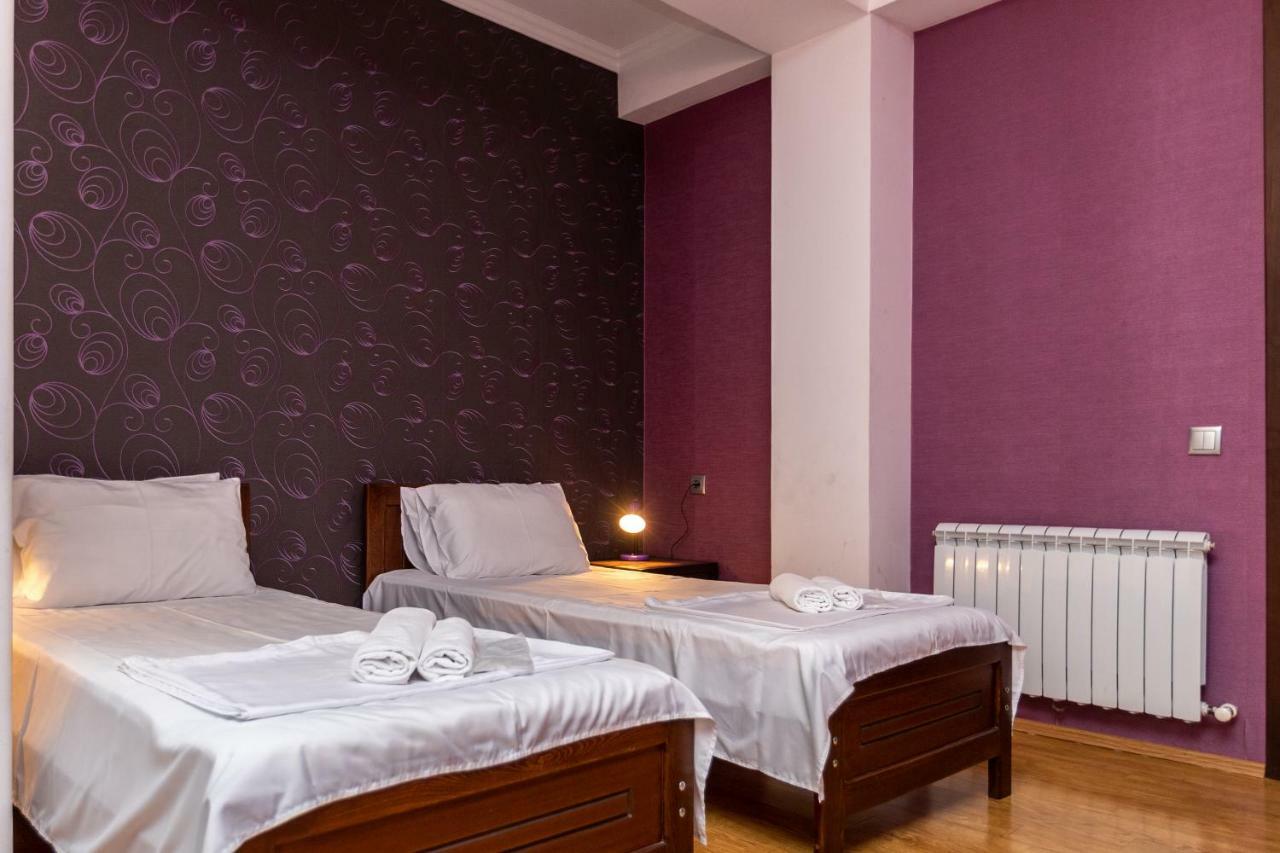 Gnn Cosy Apartment Tbilisi Ngoại thất bức ảnh